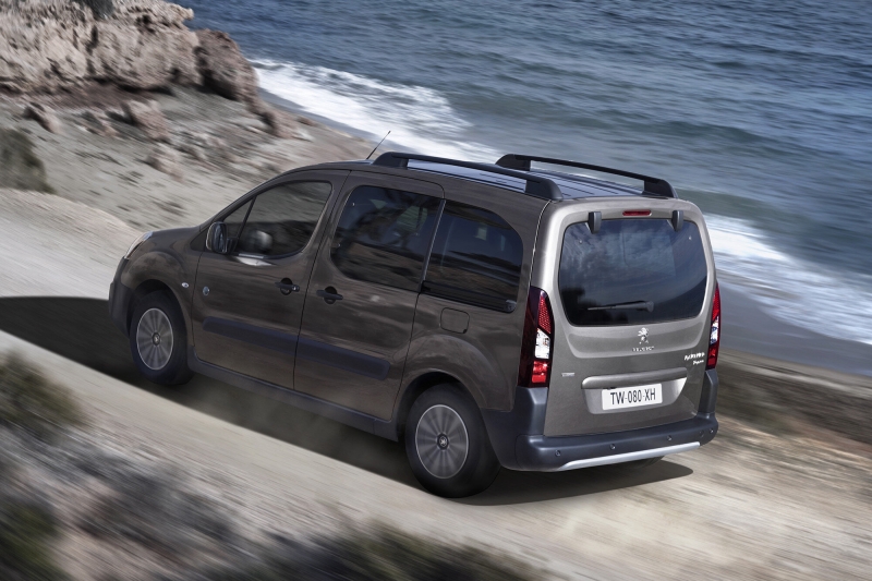 Автоматы Aisin будут ставить на пассажирские Peugeot Partner, Citroen Berlingo, Opel Combo Life из Калуги