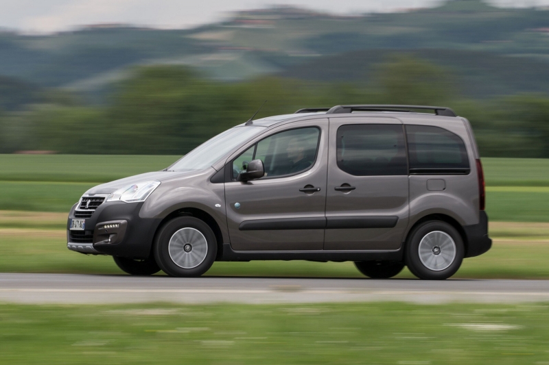 Автоматы Aisin будут ставить на пассажирские Peugeot Partner, Citroen Berlingo, Opel Combo Life из Калуги