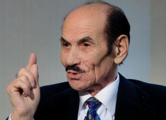 Чапкис снова попал в больницу: его сын попросил молиться за артиста