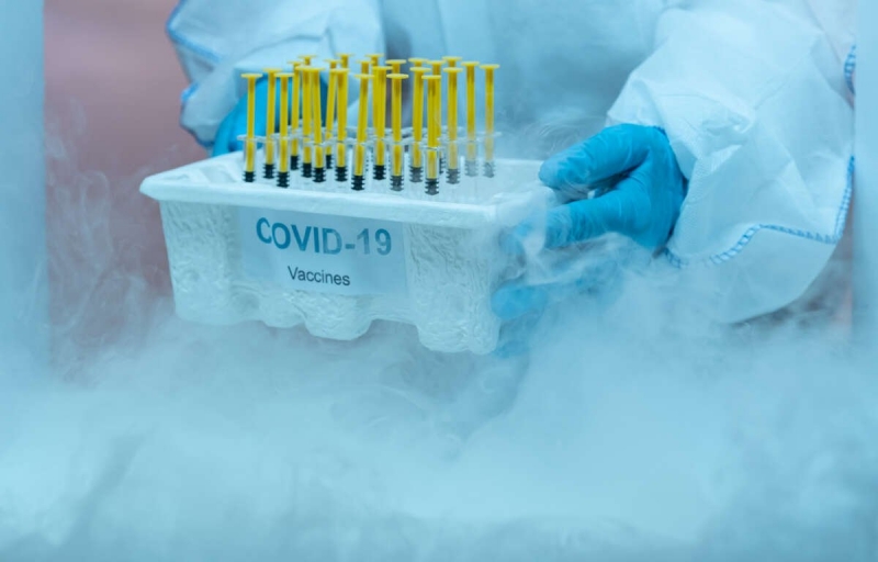 Что произошло – вакцины из России запретили, а Трамп не вернется в Twitter