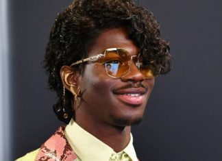 Известный рэпер нарастил себе грудь внушительных размеров. Фото