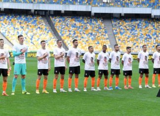 Шахтер выиграл в УПЛ впервые за три тура