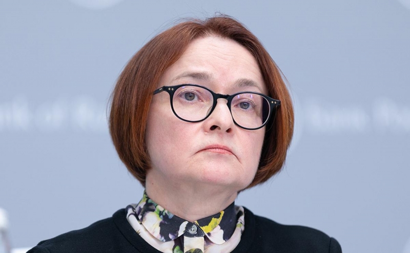 ЦБ рассмотрит выплаты уходящим иностранцам облигациями вместо валюты