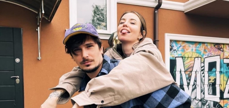 Дорофеева высказалась о разводе Позитива с женой. Видео