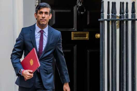 В Британии начали расследование против Сунака из-за его декларации
